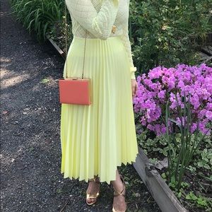 🌿 ZARA Yellow Satin Pleated Midi Skirt